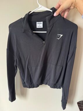 Gymshark pullover Size Small